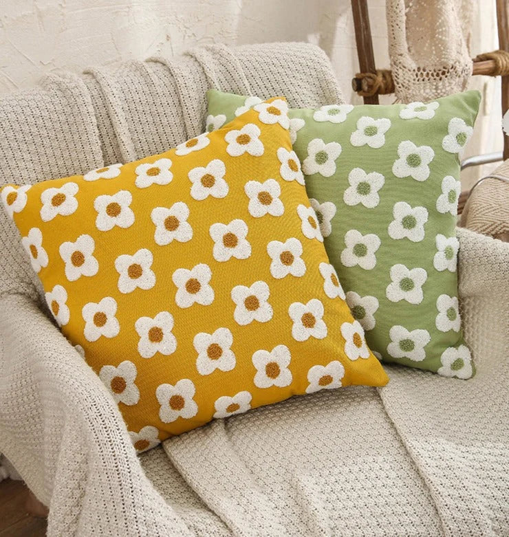 Pillow Cover Hand-Embroidered Daisy 100% Cotton Invisible Zipper
