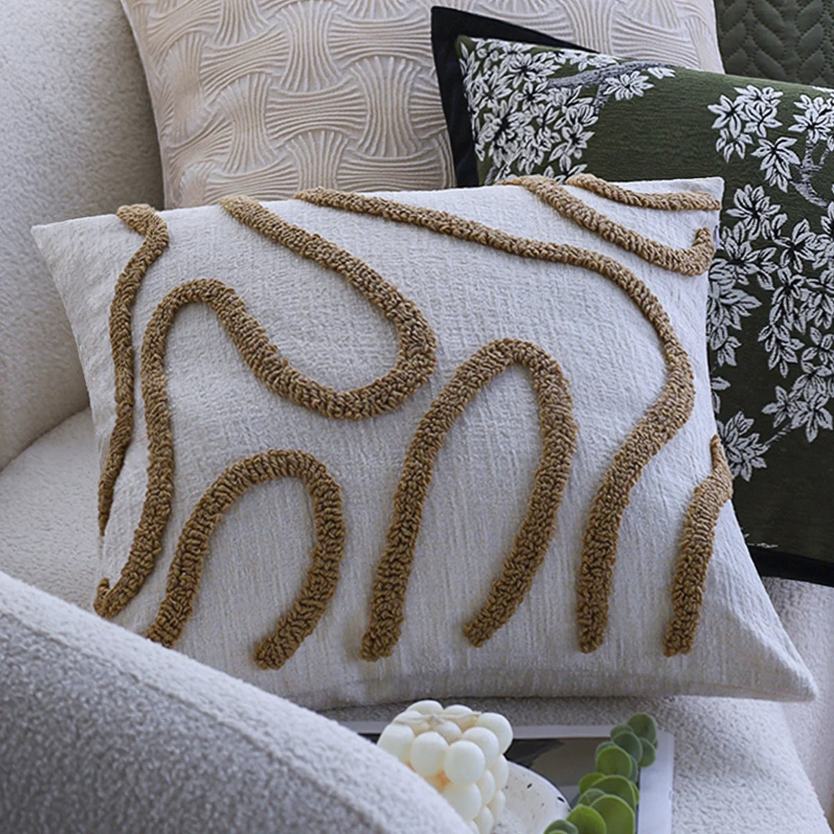 Pillow Cover Hand-Tufted Loops Cotton-Linen 18x18