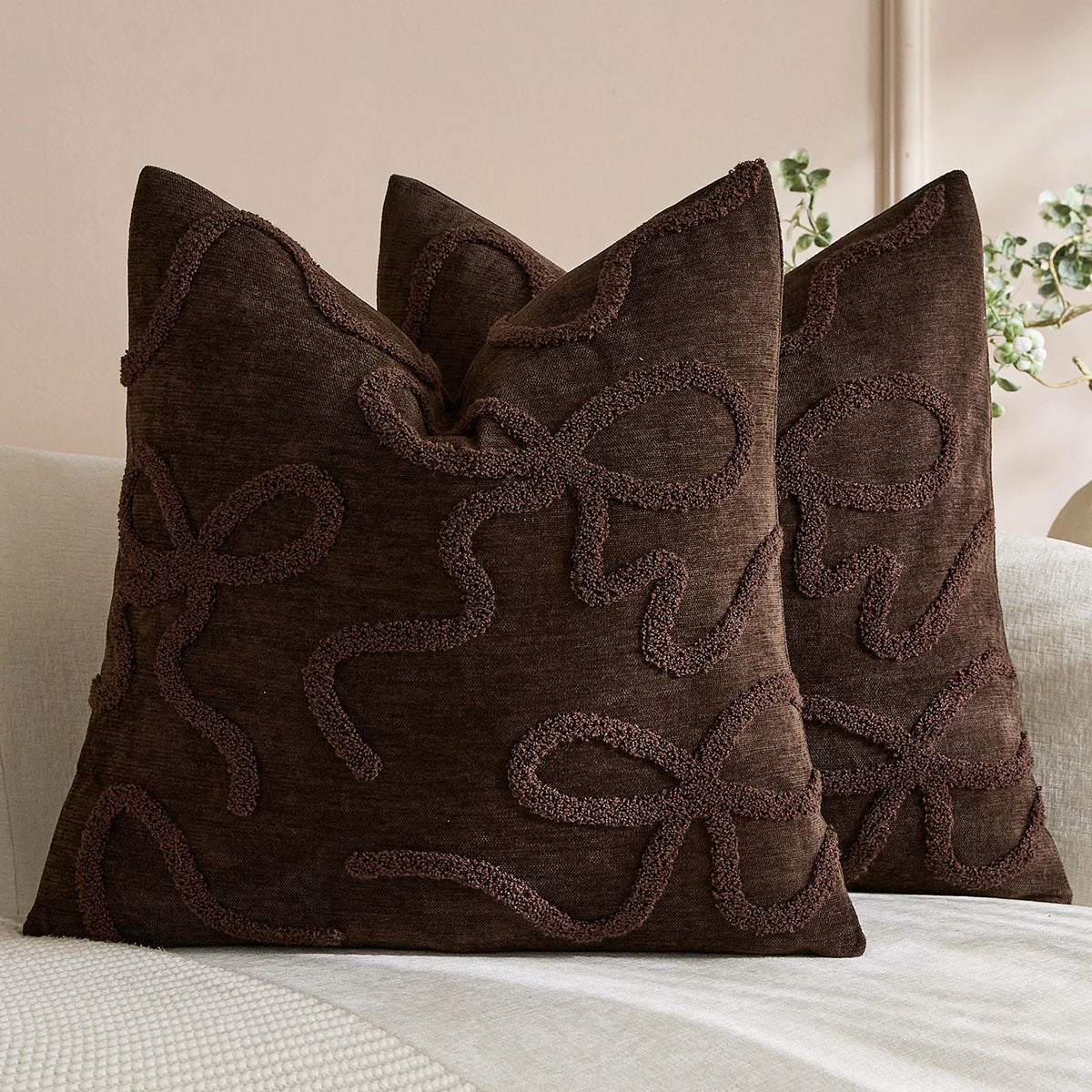 Pillow Cover Linen-Blend Raised Chenille Applique Hidden Zipper