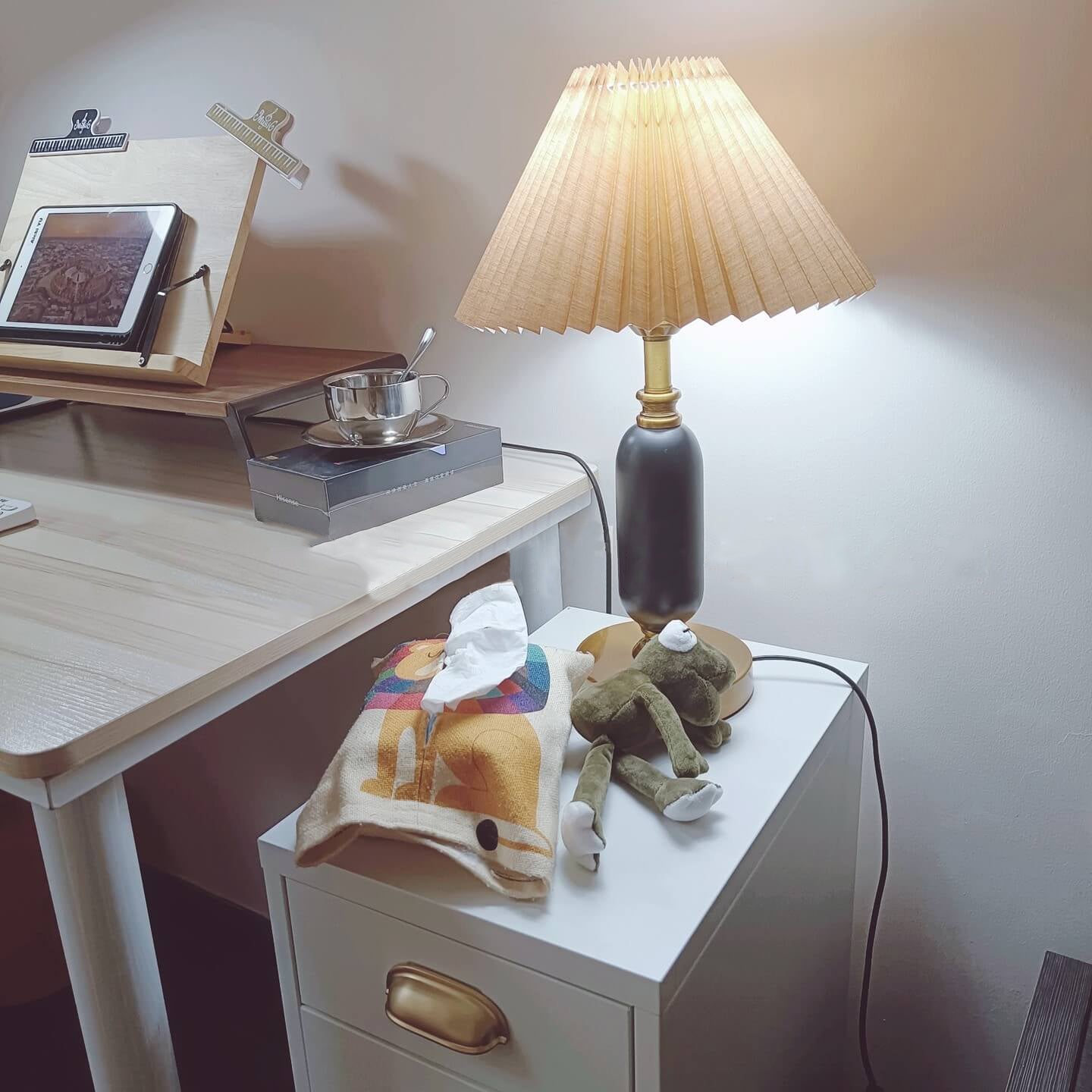 Pleated Shade & Sculpted Column Table Lamp