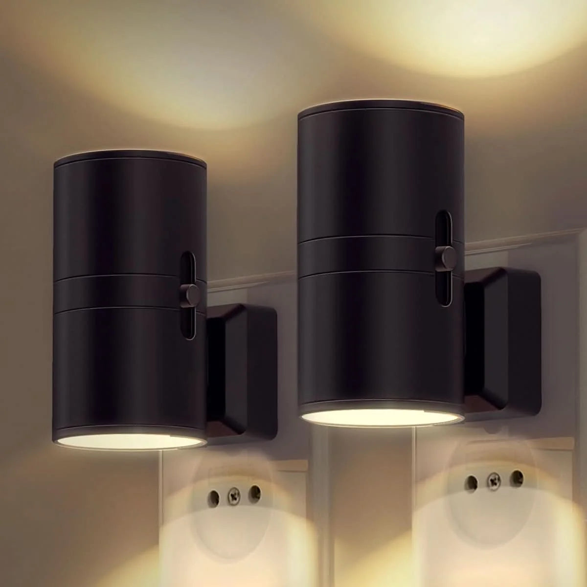 Plug-In Wall Light Dimmable & Day-Night Sensor