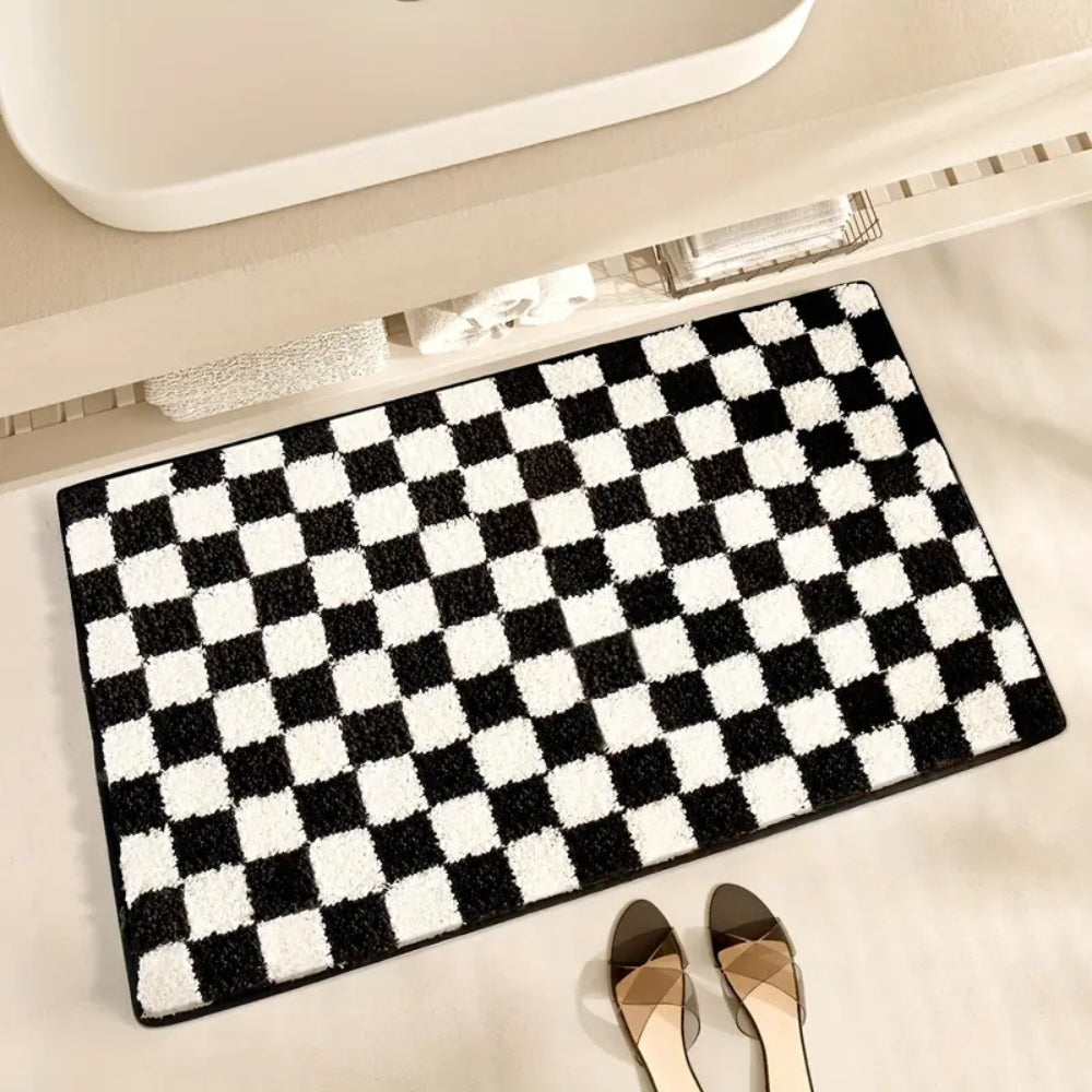 Plush Checkered Microfiber Bath Mat (Non-Slip Backing)