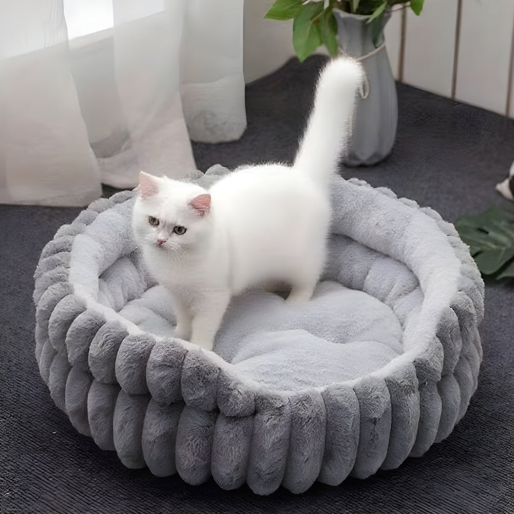 Plush Donut Nest Pet Bed (Removable Washable Mat)