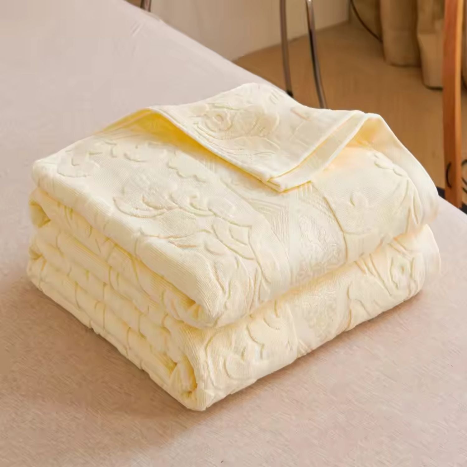 Plush Jacquard Floral Microfiber Throw Blanket