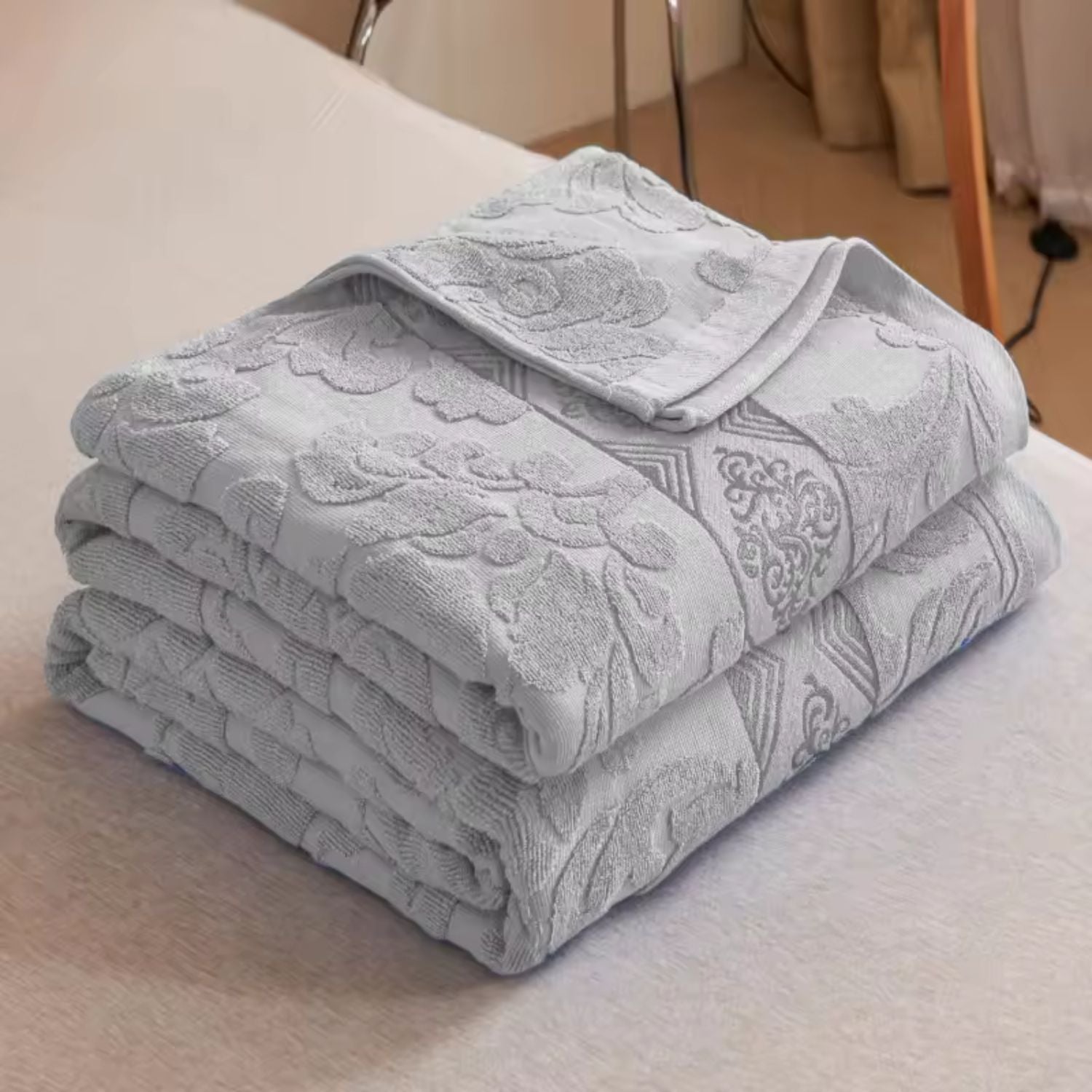 Plush Jacquard Floral Microfiber Throw Blanket