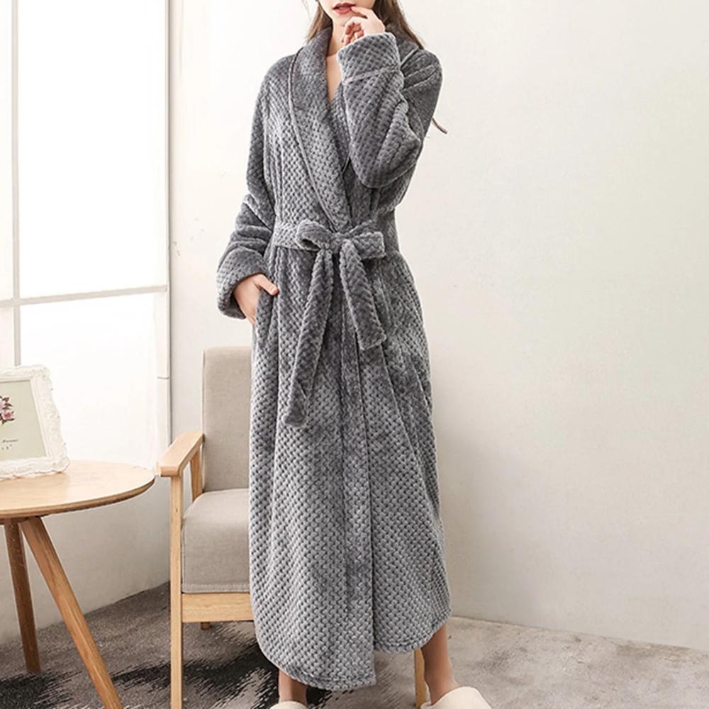 Plush Moisture-Absorbent Fleece Bathrobe (Open Placket & Pockets)