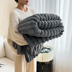 Plush Ribbed Lightweight Throw Blanket (Four-Season)