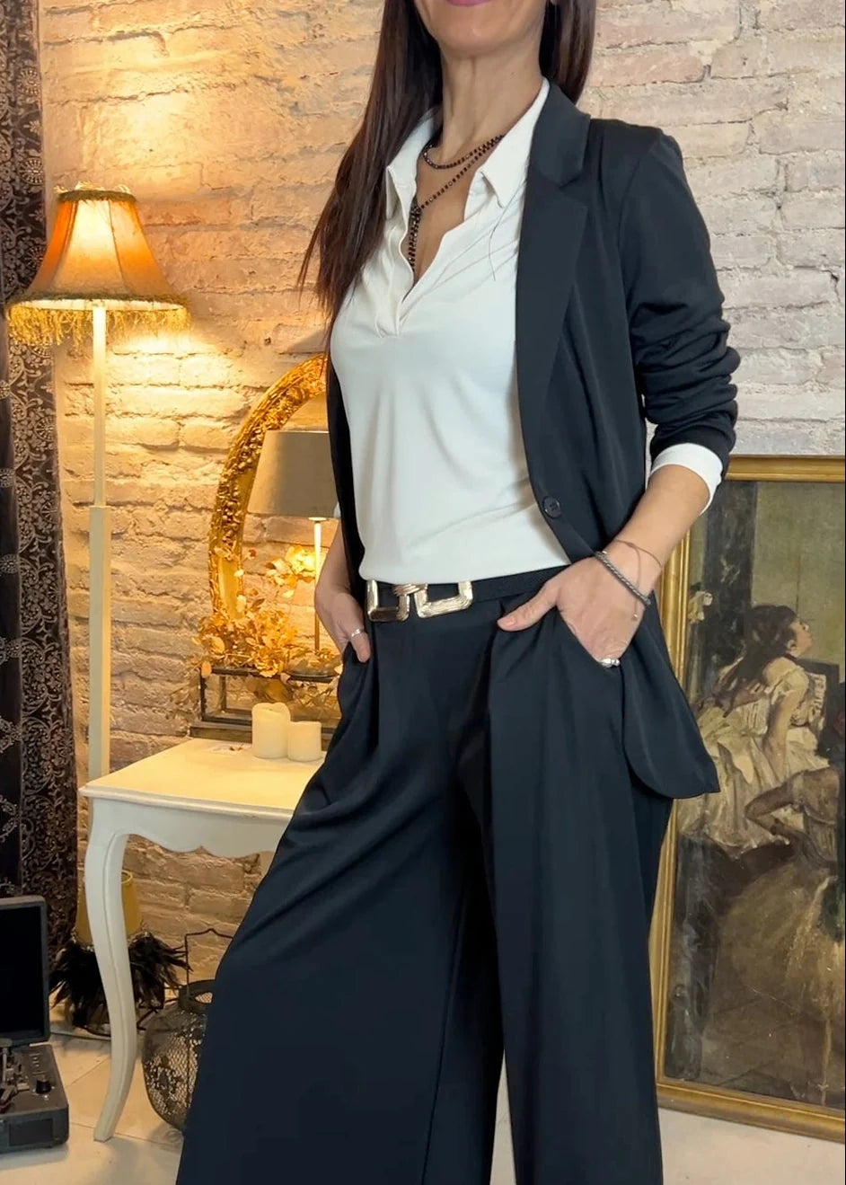 Polo Shirt V-Neck Polyester-Elastane Relaxed Fit