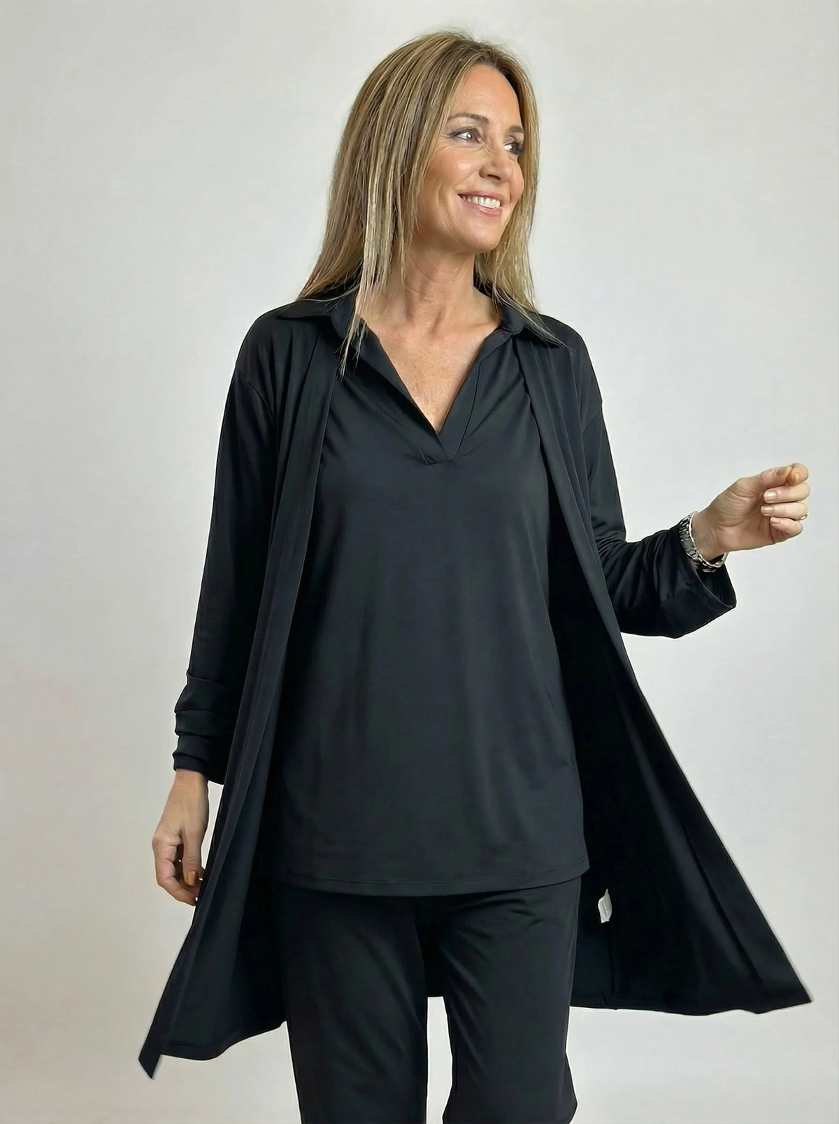 Polo Shirt V-Neck Polyester-Elastane Relaxed Fit