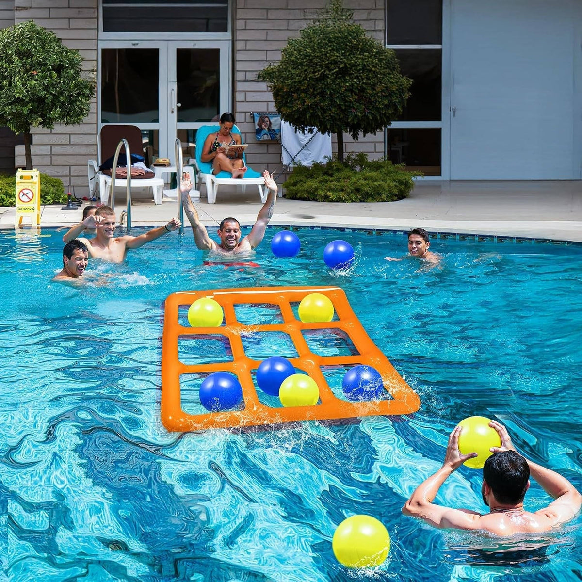 Pool Game Inflatable 142x137 cm Balls & Pump