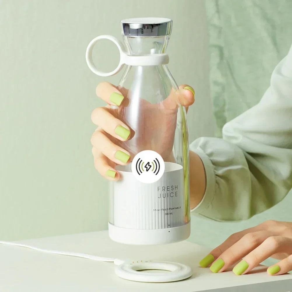 Portable Blender USB Rechargeable Powerful Blades