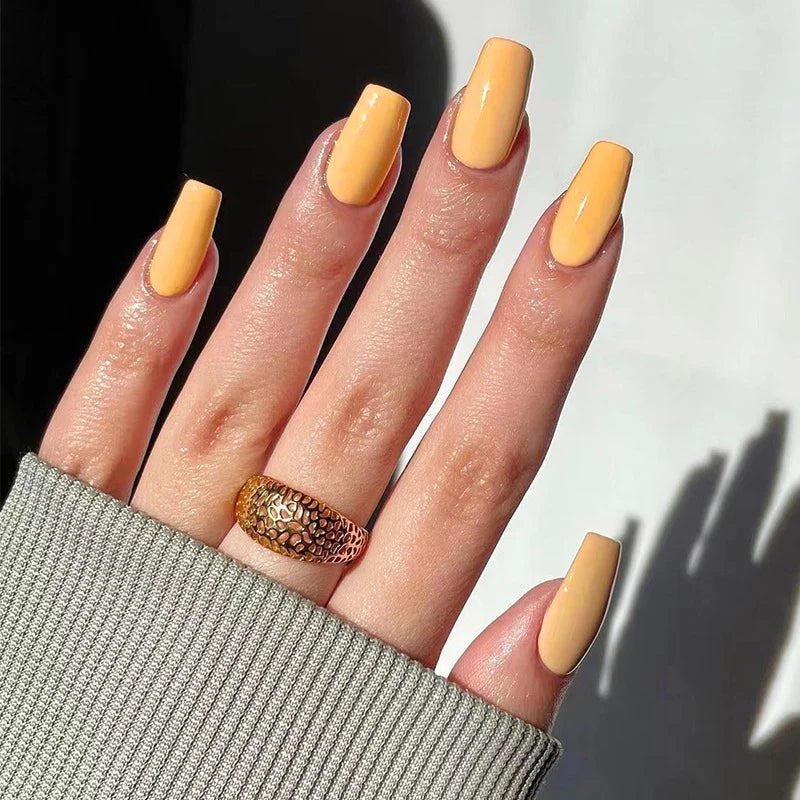 Press-On Nail Extensions Elegant Design Reusable