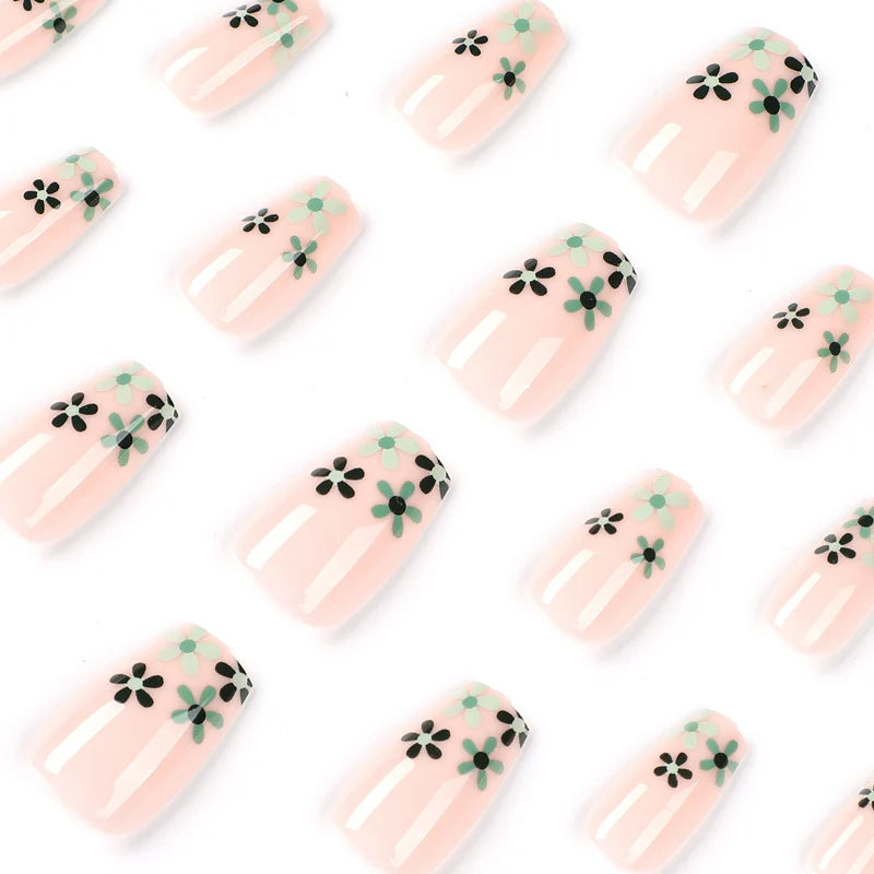 Press-On Nail Extensions Floral Design Reusable & Easy Application