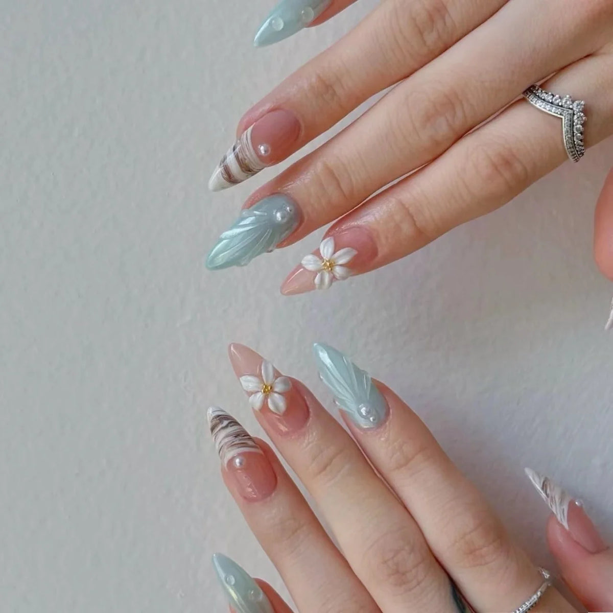 Press-On Nail Extensions Floral Self-Adhesive Comfort Fit