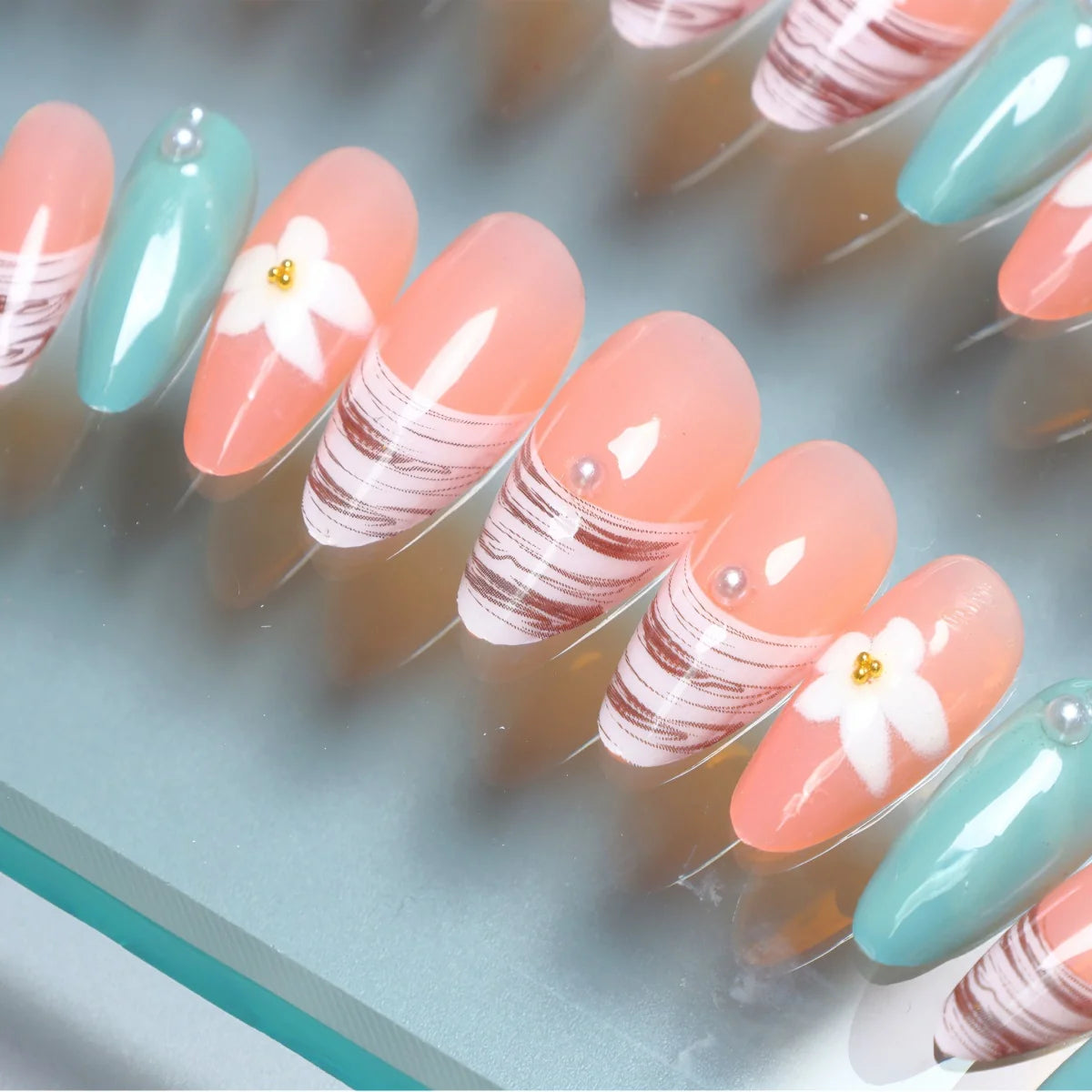 Press-On Nail Extensions Floral Self-Adhesive Comfort Fit