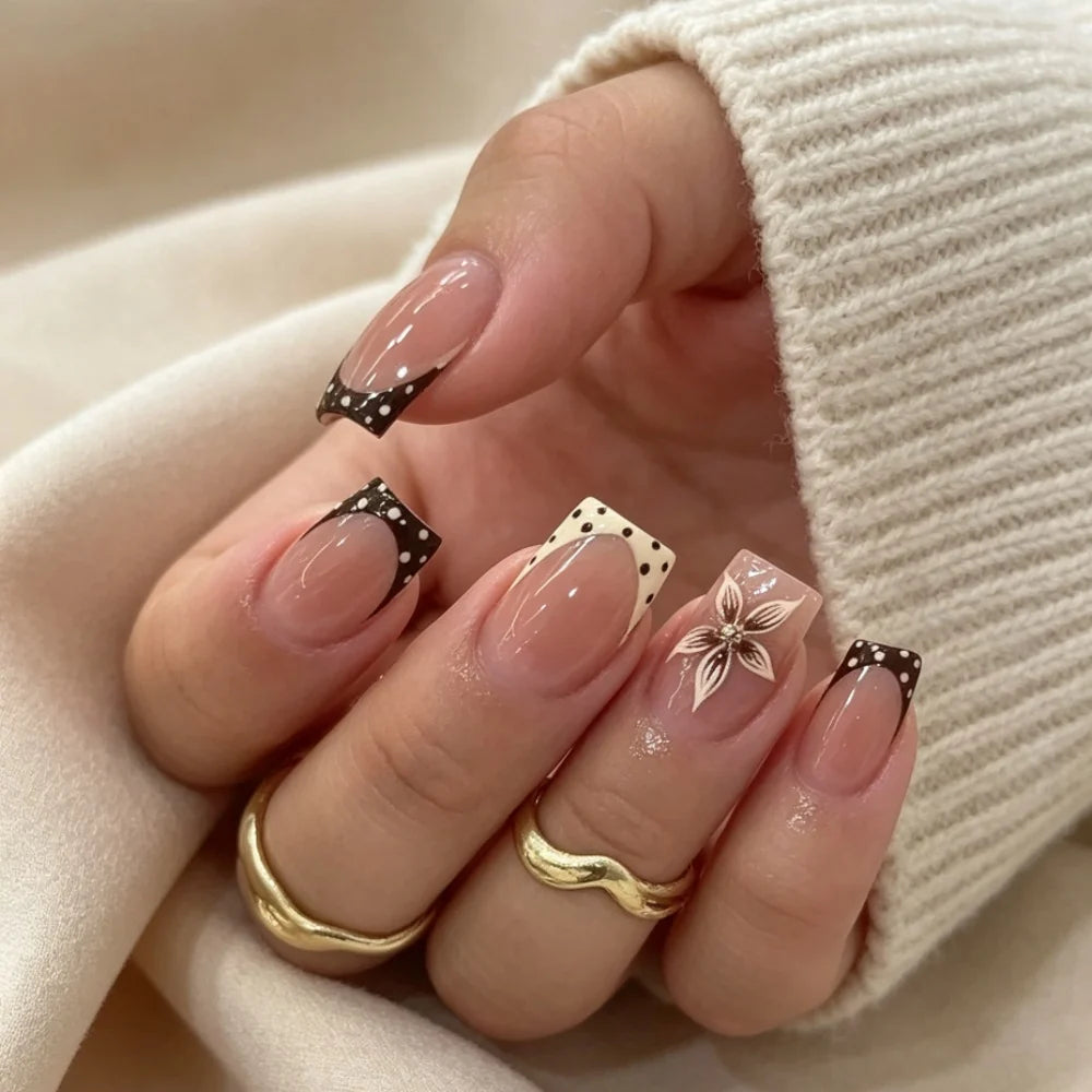 Press-On Nail Extensions Floral Self-Adhesive Gel Finish