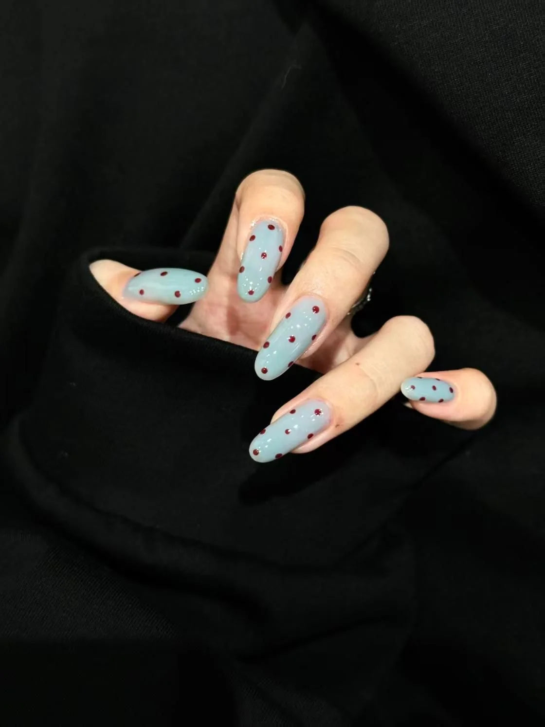 Press-On Nail Extensions Glue-Free Floral & Dot Design