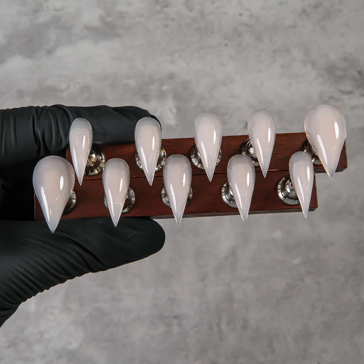 Press-On Nail Extensions Short Claw Reusable No Glue
