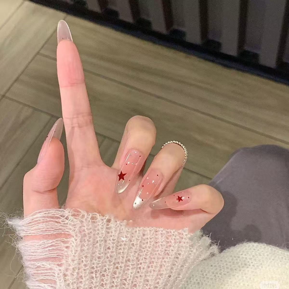 Press-On Nail Extensions Star-Embellished Easy Apply Comfortable Fit