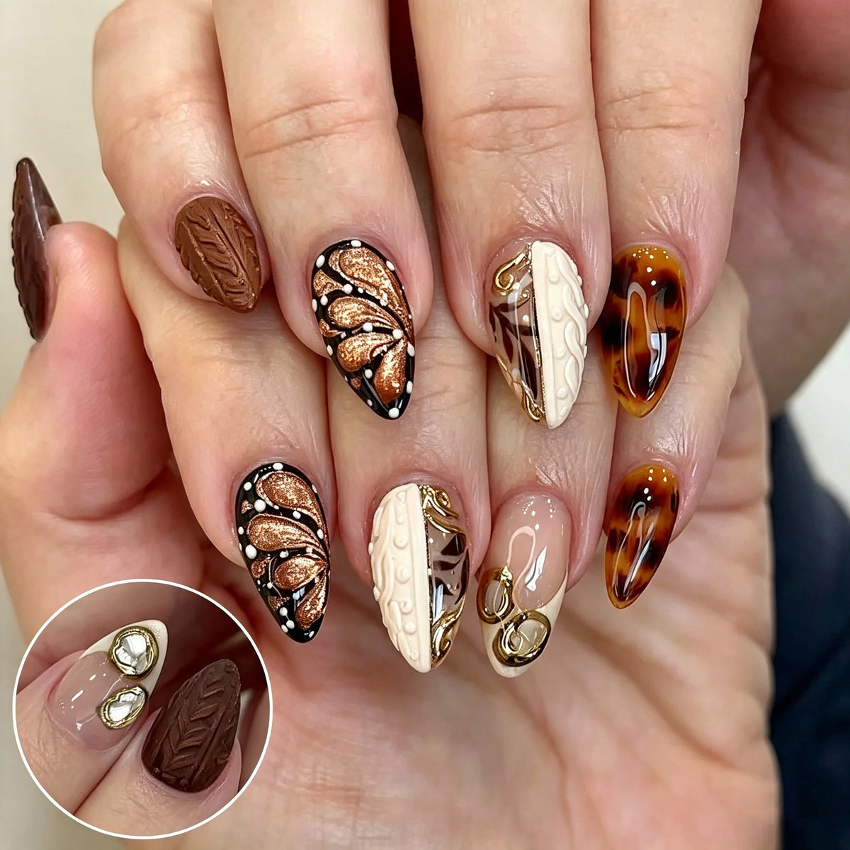 Press-On Nail Kit Artistic Designs & Comfortable Fit