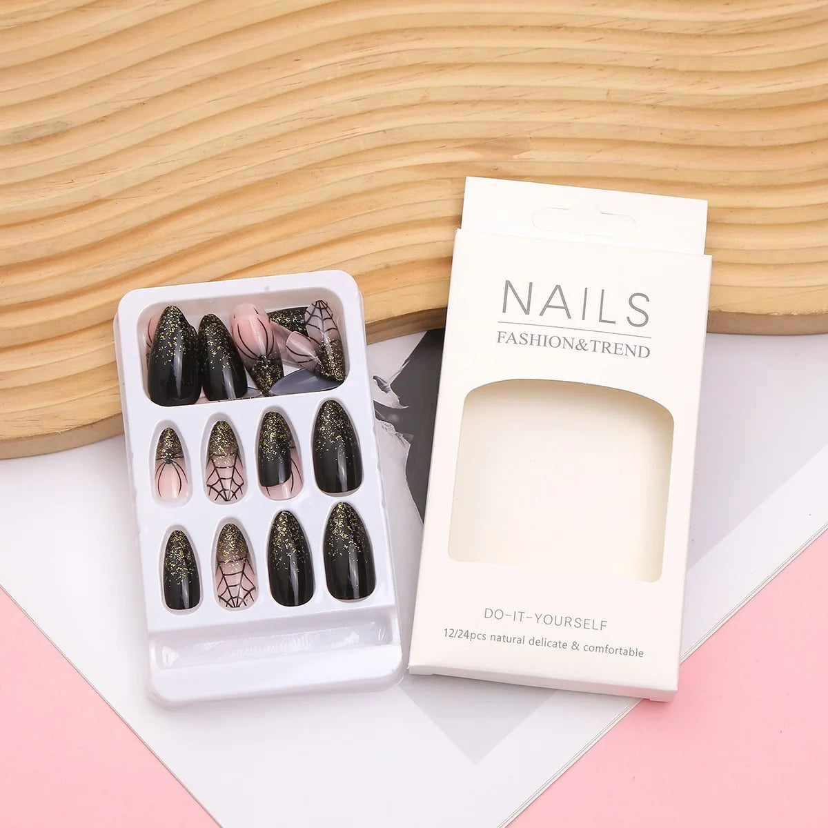 Press-On Nail Kit Black Designs 24-Piece Portable Case