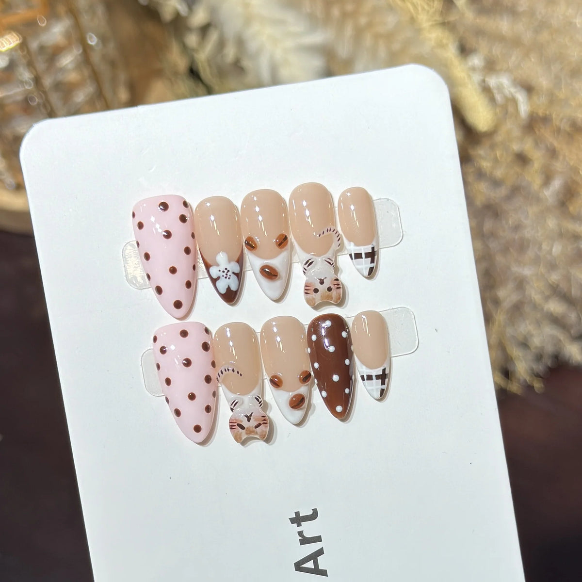 Press-On Nail Kit Easy Application & Long-Lasting Wear
