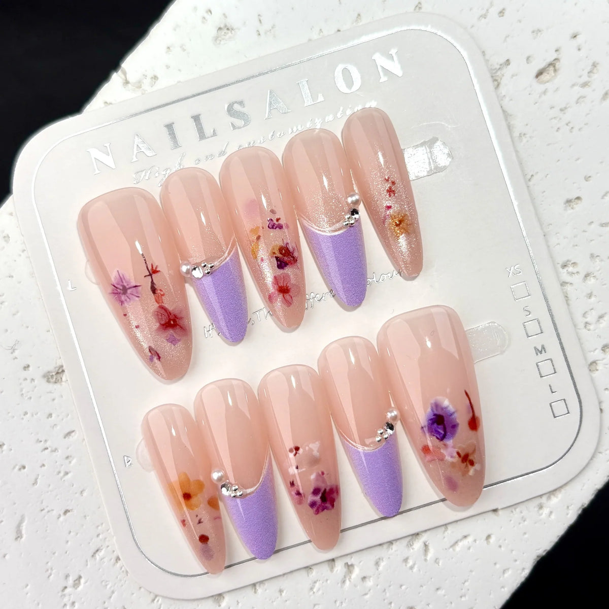Press-On Nail Kit Floral Embellishments Quick-Apply Multiple Sizes