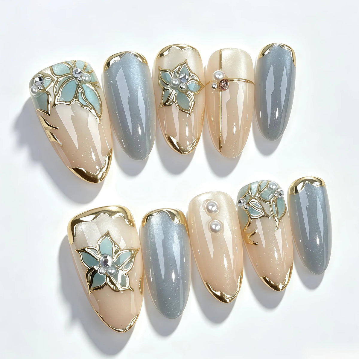 Press-On Nail Kit Gold Floral Art Long-Lasting