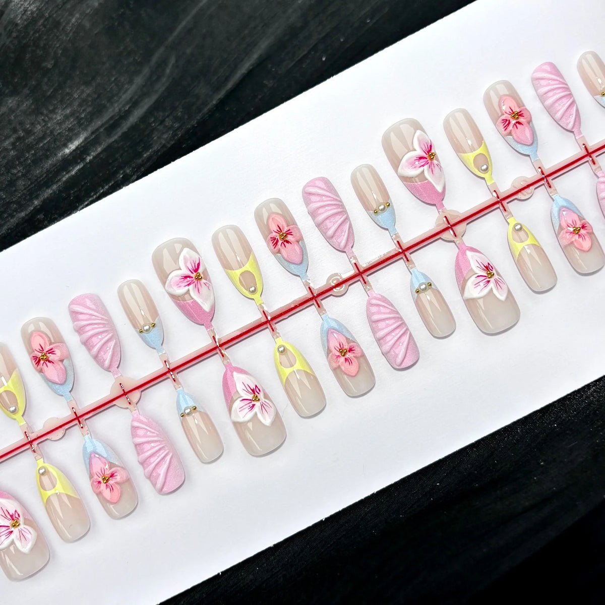 Press-On Nail Kit Peel & Stick Floral Designs
