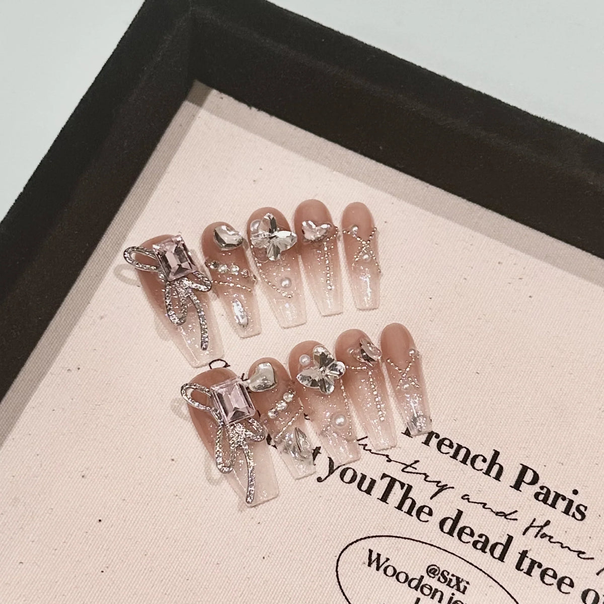 Press-On Nail Kit Rhinestone Floral Adhesive Tabs