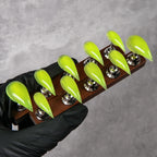 Press-On Nail Kit Stiletto Shape Reusable Adhesive Tabs