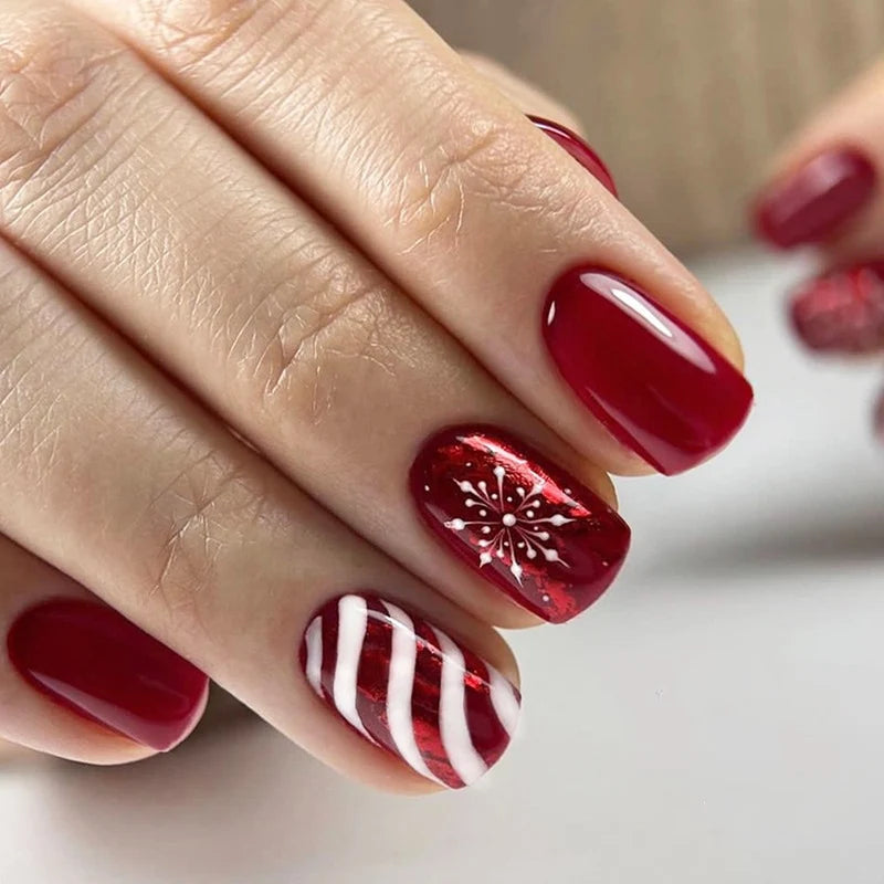 Press-On Nail Set 24-Piece Self-Adhesive Snowflake & Candy Cane