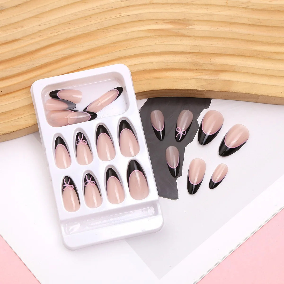 Press-On Nail Set 24 Pieces Peel-And-Stick Black Tip
