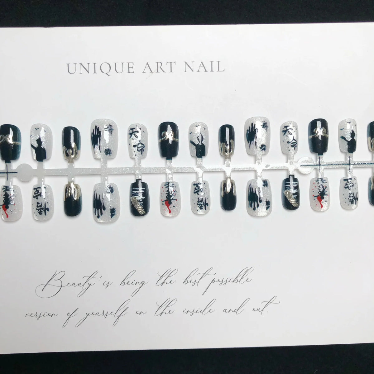 Press-On Nail Set Abstract Art Easy Application
