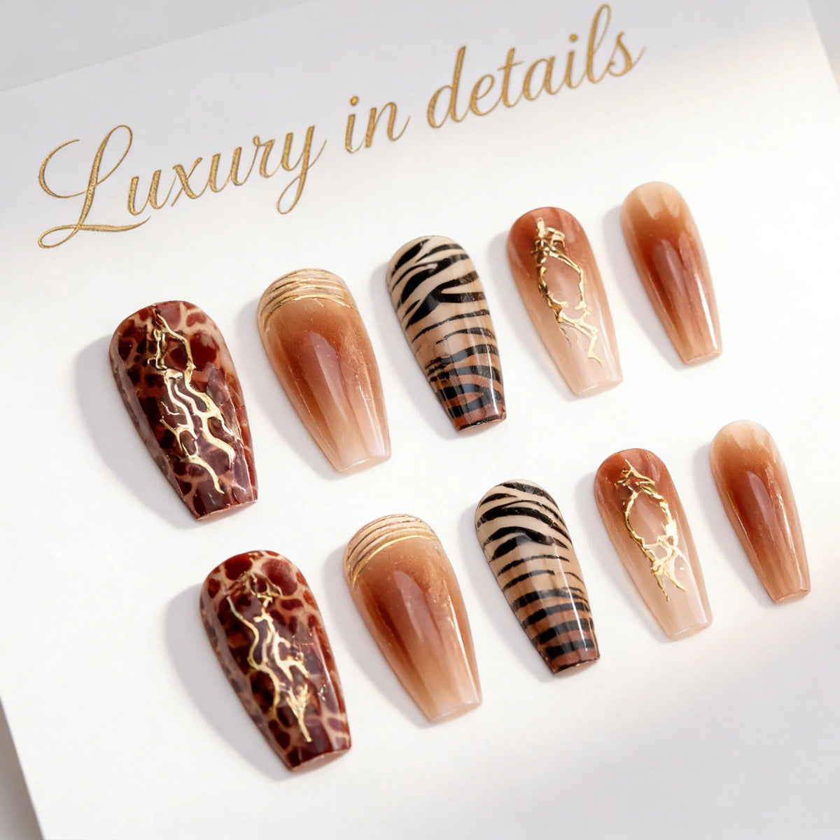 Press-On Nail Set Abstract Gold Accents & Leopard Print