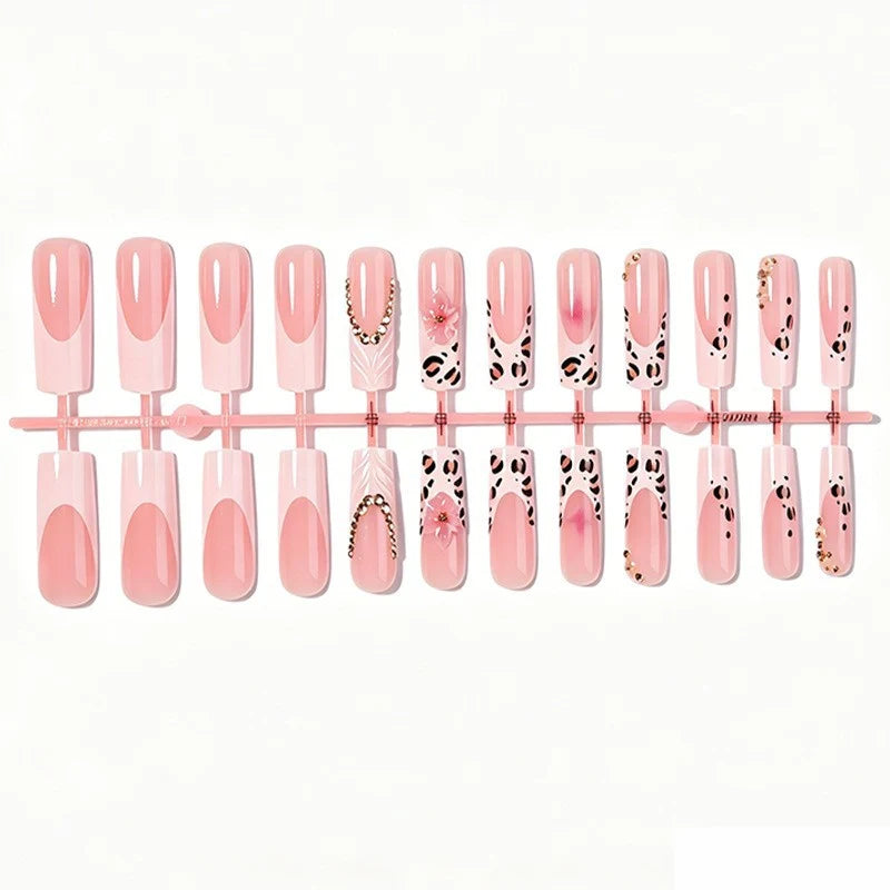 Press-On Nail Set Animal & Glitter Designs