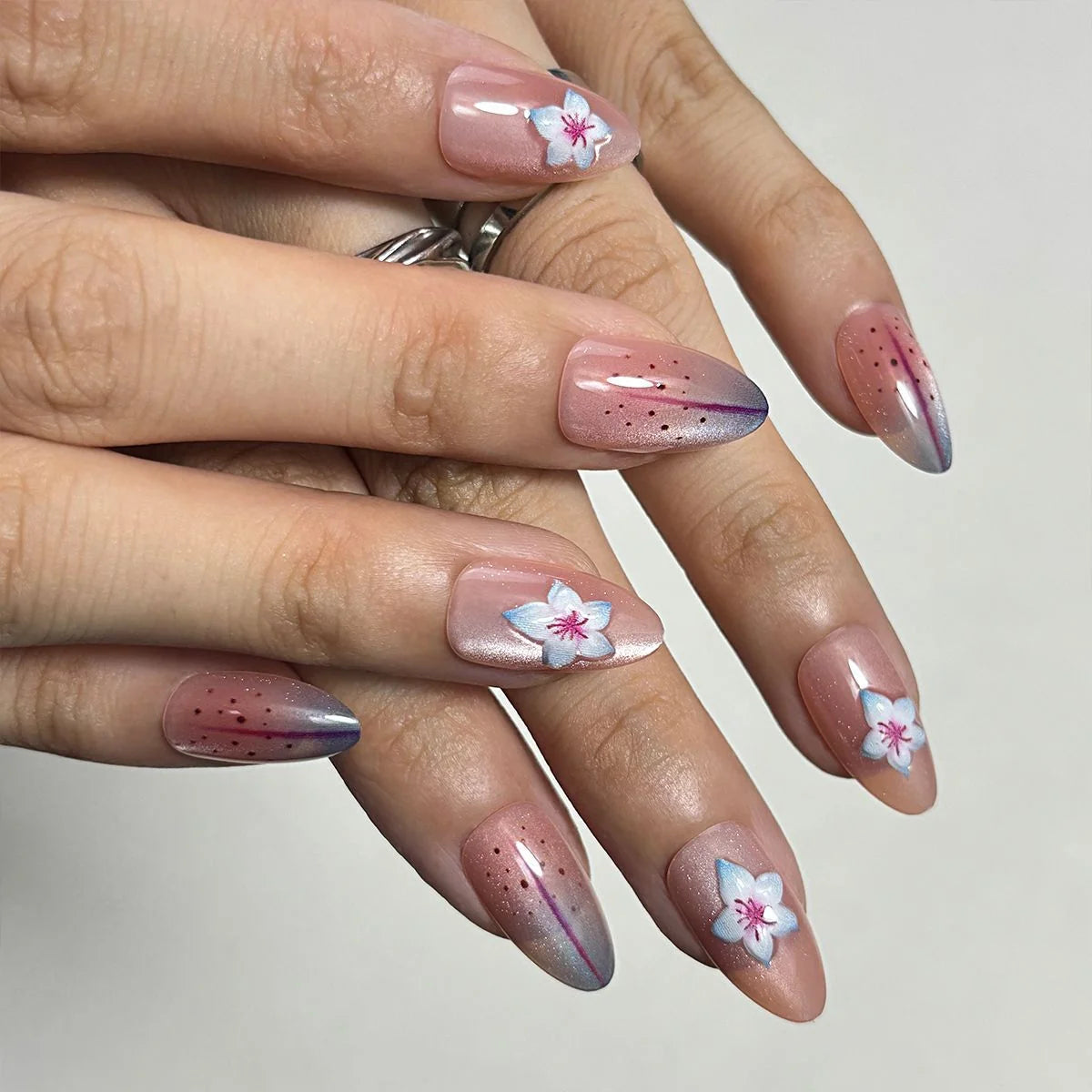 Press-On Nail Set Artistic Designs All-Size Fit