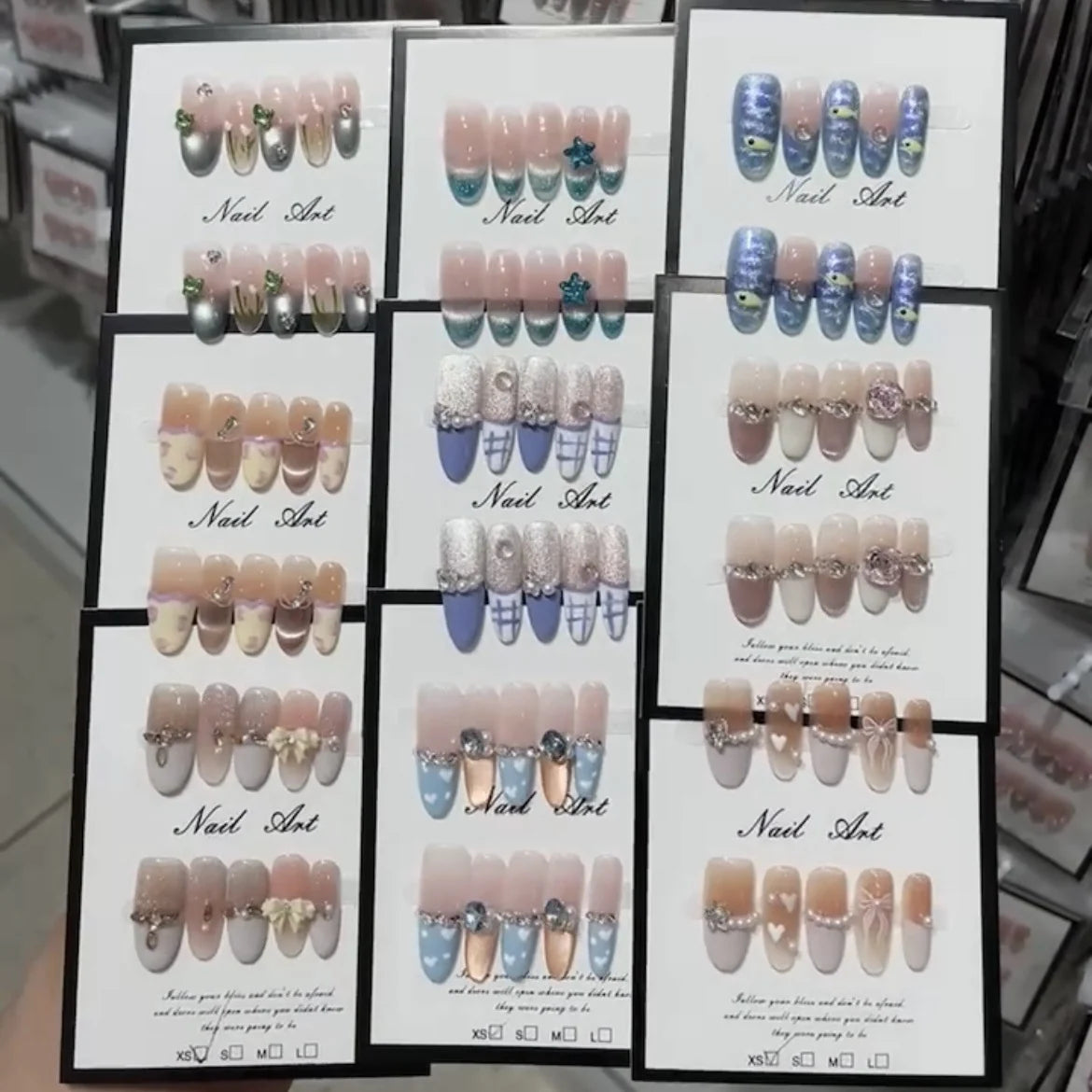 Press-On Nail Set Artistic Designs Easy Application Long-Lasting Wear