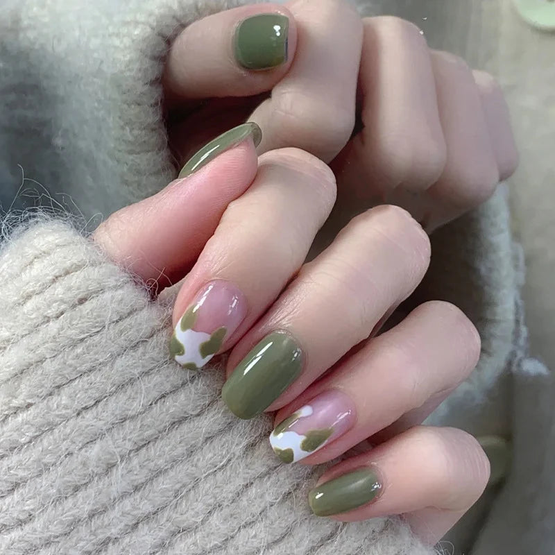 Press-On Nail Set Artistic Designs Long-Lasting