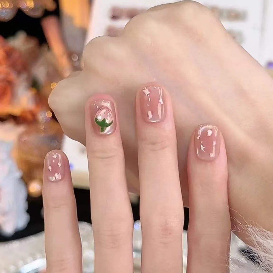 Press-On Nail Set Artistic Floral Long-Lasting & Easy Application