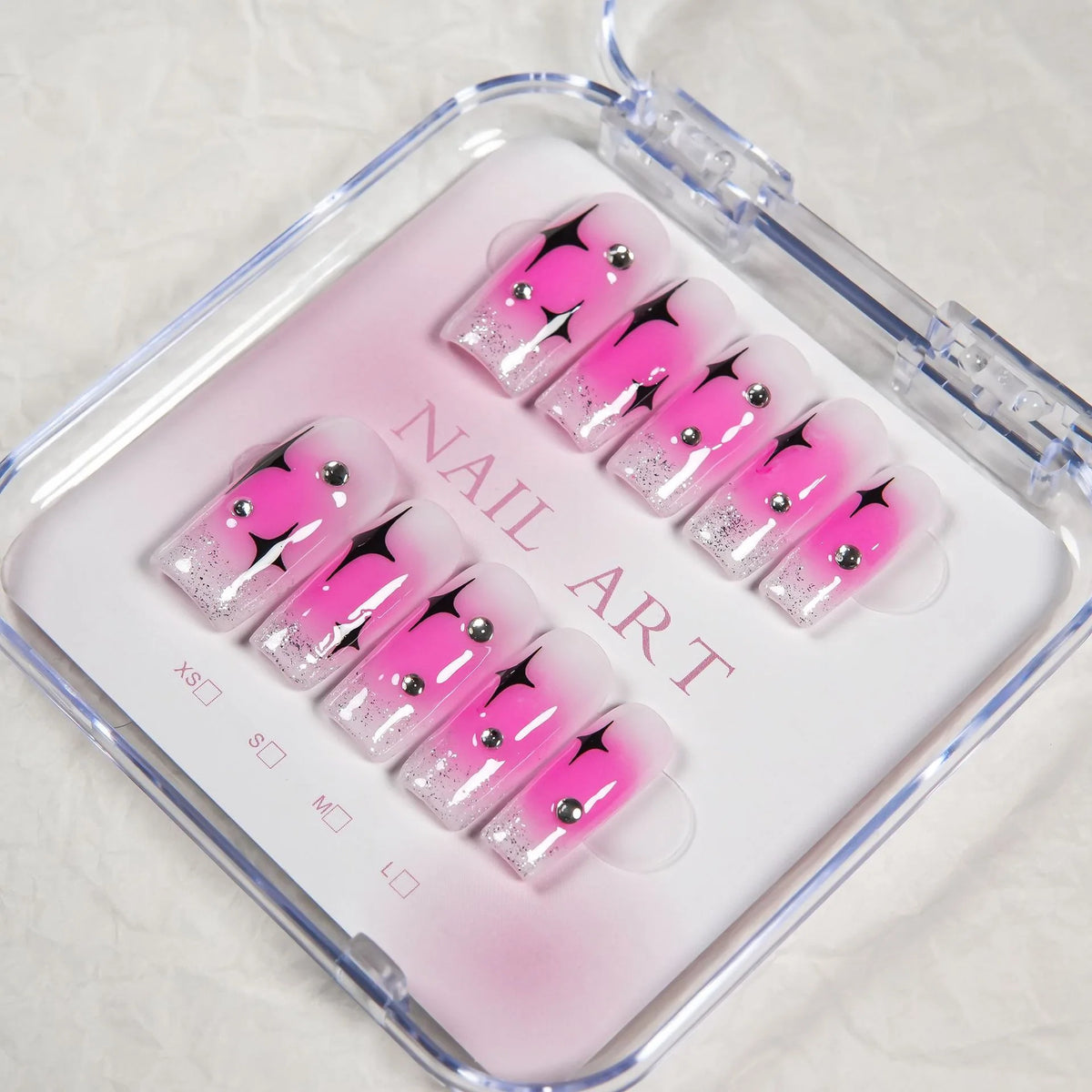 Press-On Nail Set Artistic Gem Accents & Easy Application