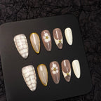 Press-On Nail Set Artistic Gold-Accented Peel-And-Stick