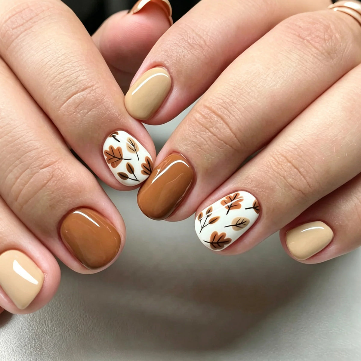 Press-On Nail Set Botanical Floral Glossy Reusable