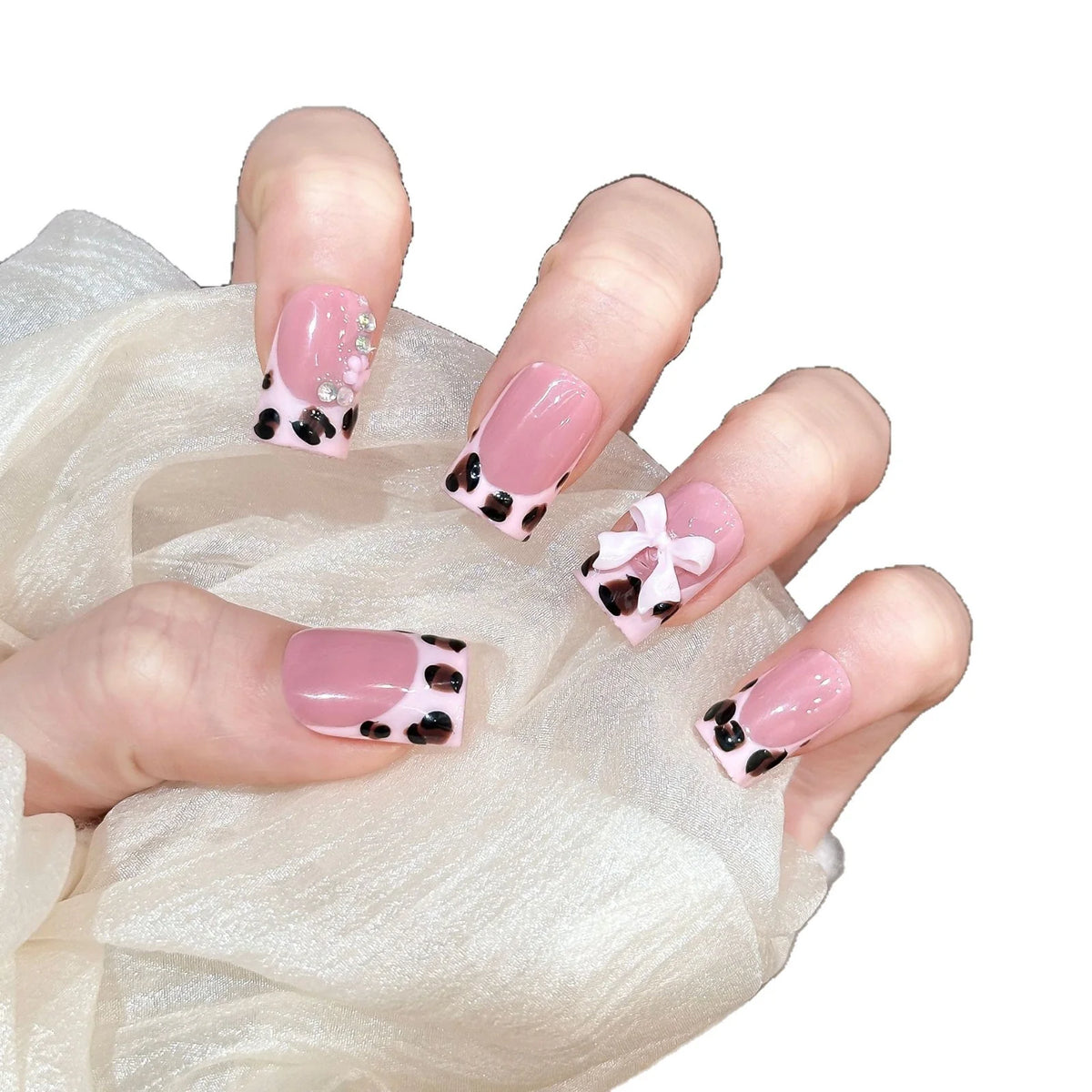 Press-On Nail Set Bow & Gem Embellishments