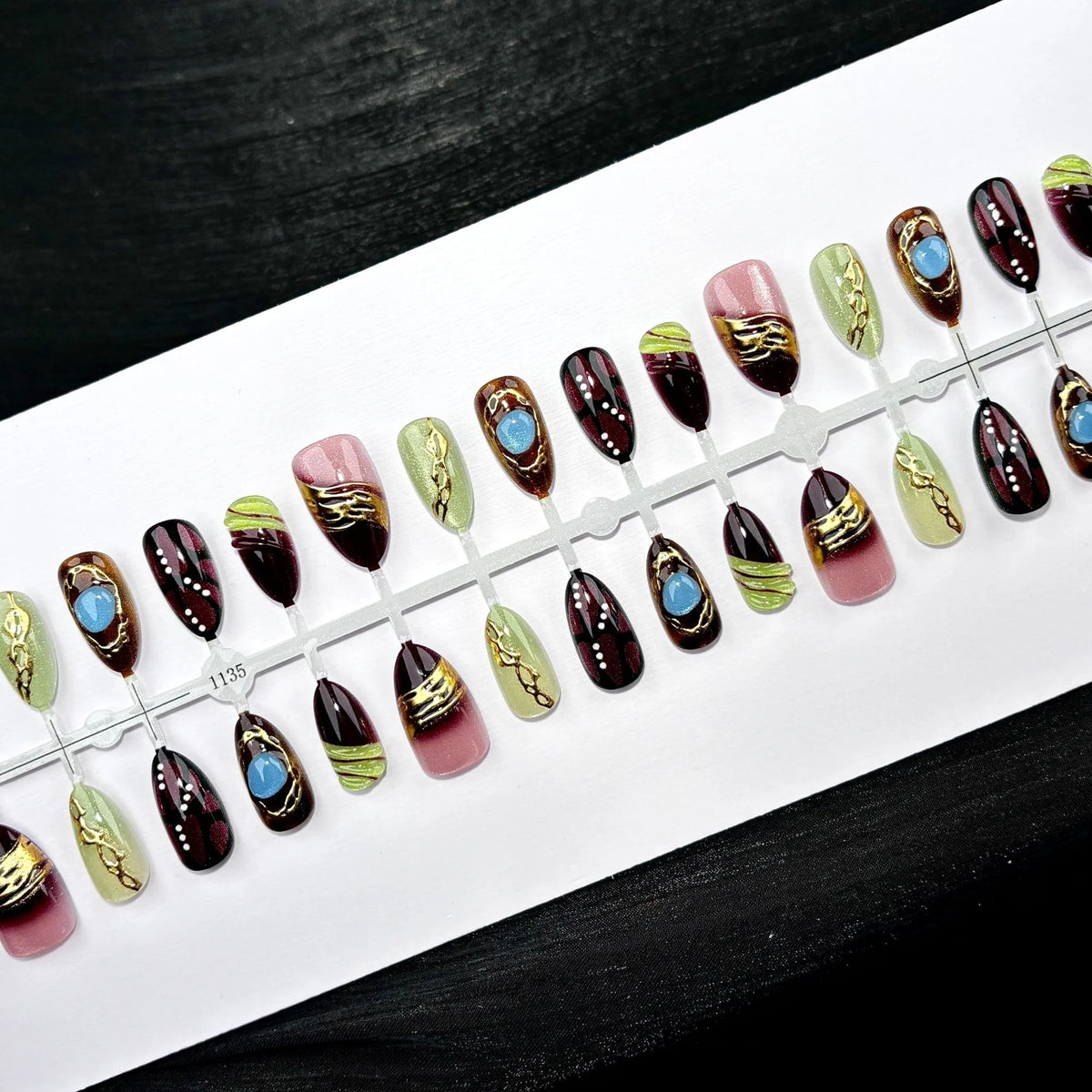 Press-On Nail Set Crystal Embellished & Self-Adhesive Multi-Size