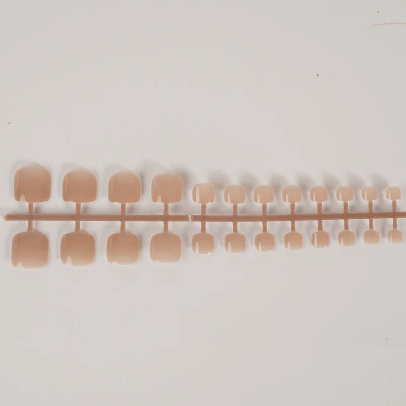Press-On Nail Set Durable & Flexible Pre-Applied Adhesive