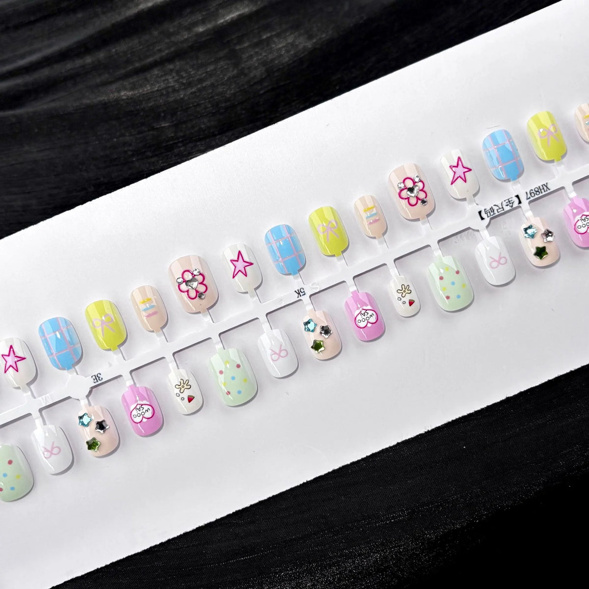 Press-On Nail Set Easy-Apply Floral & Character Designs