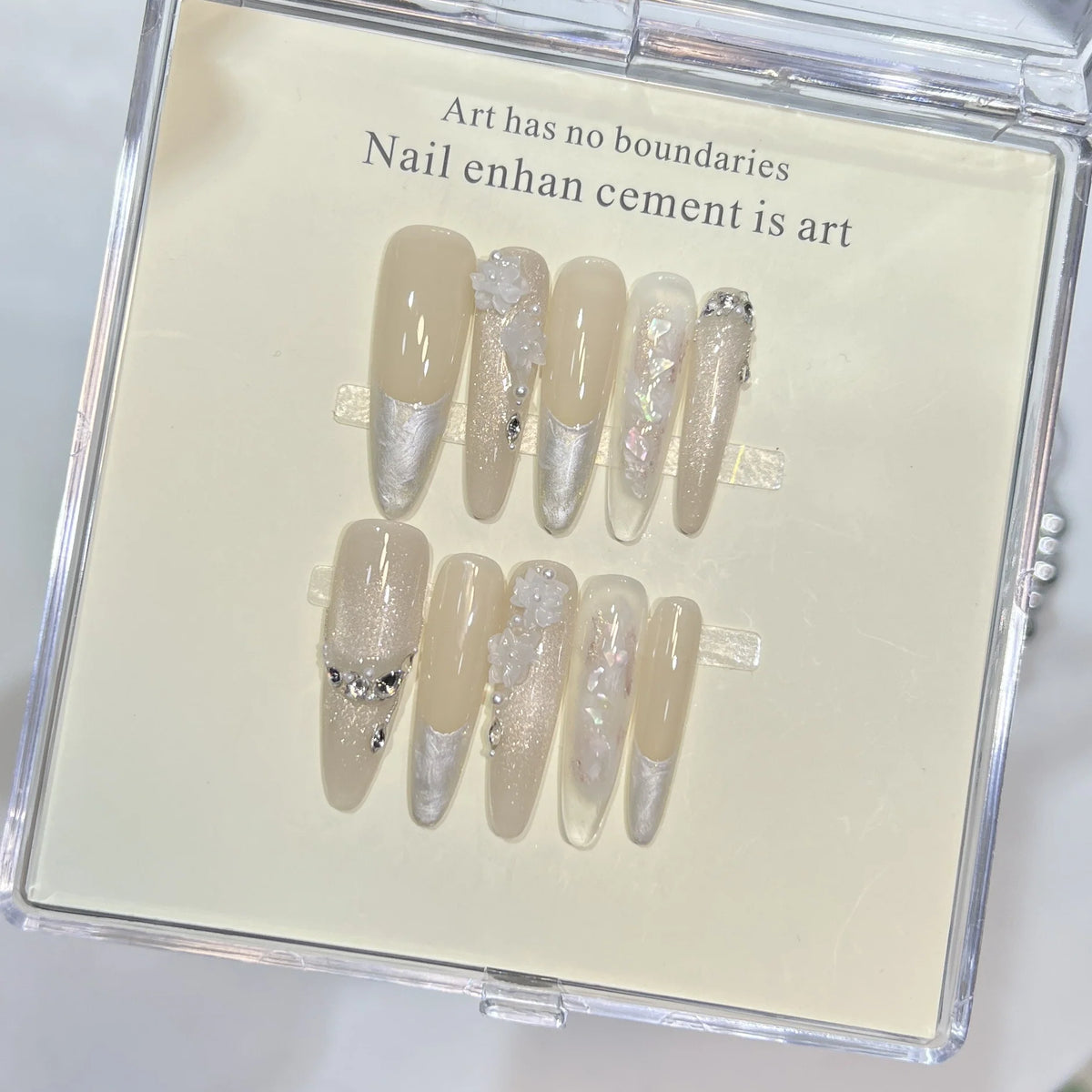 Press-On Nail Set Elegant Floral & Silver Accents