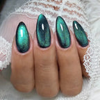 Press-On Nail Set Festive Designs & Gel Polish