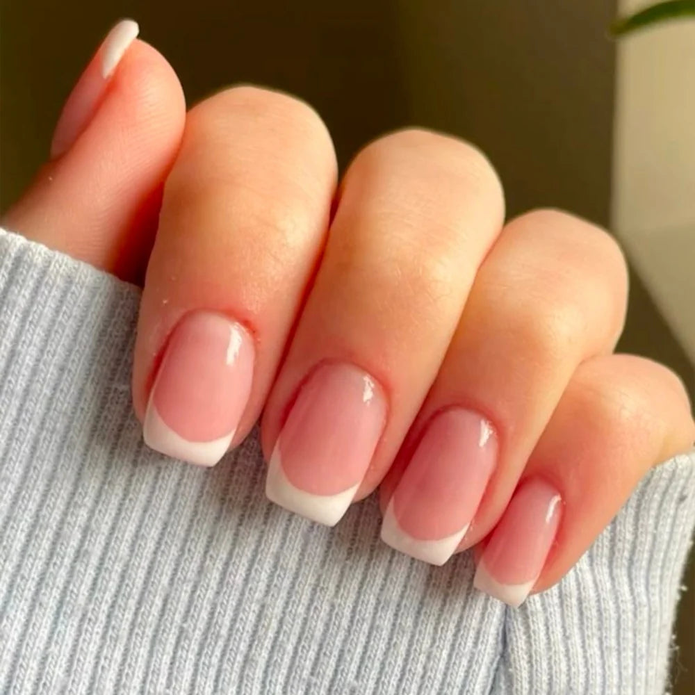 Press-On Nail Set Festive Designs & Gel Polish